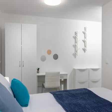 Apartment In Croatia Near The Adriatic Coast *